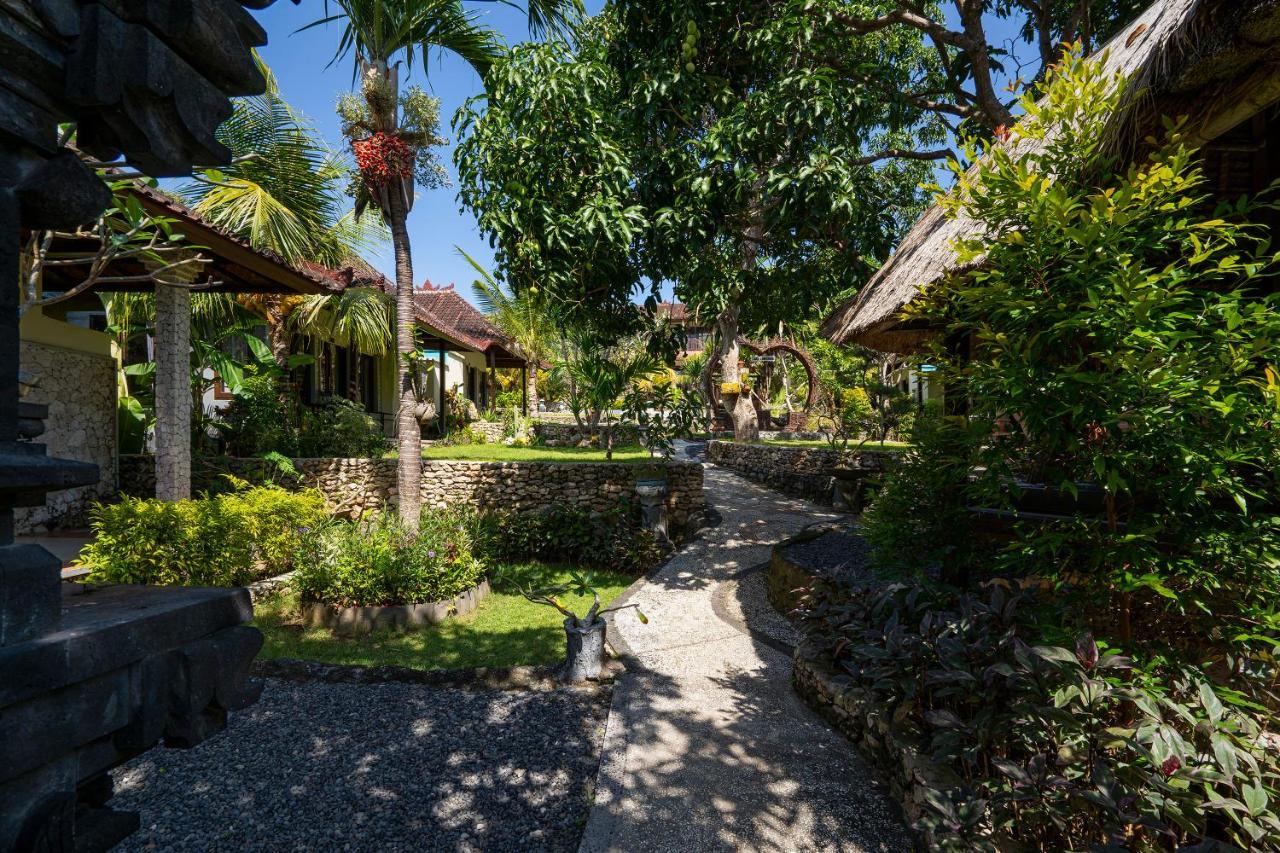 The Tanis Beach Resort Nusa Lembongan Exterior foto
