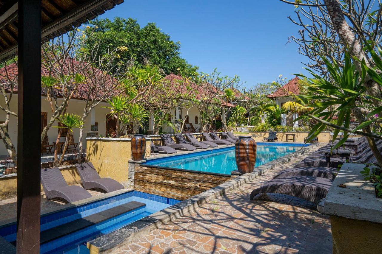 The Tanis Beach Resort Nusa Lembongan Exterior foto